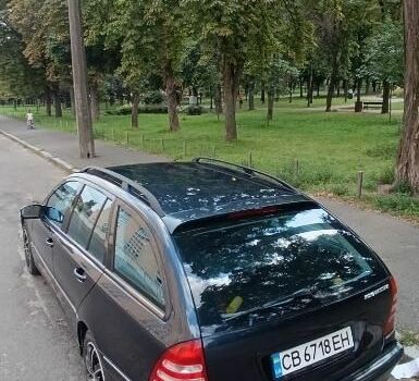 Чорний Мерседес Ц-Клас, об'ємом двигуна 1.8 л та пробігом 216 тис. км за 5300 $, фото 1 на Automoto.ua