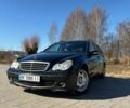 Черный Мерседес Ц-Класс, объемом двигателя 2.15 л и пробегом 600 тыс. км за 4600 $, фото 1 на Automoto.ua