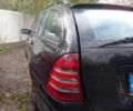 Мерседес Ц-Клас 2004 у Луцьку на Automoto.ua Чорний Мерседес Ц-Клас, об'ємом двигуна 2 л та пробігом 260 тис. км за 500 $, фото 4 на Automoto.ua