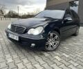 Черный Мерседес Ц-Класс, объемом двигателя 1.8 л и пробегом 270 тыс. км за 6100 $, фото 1 на Automoto.ua