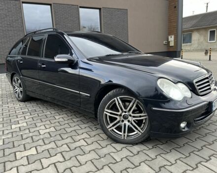 Черный Мерседес Ц-Класс, объемом двигателя 1.8 л и пробегом 270 тыс. км за 6100 $, фото 2 на Automoto.ua