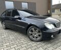 Черный Мерседес Ц-Класс, объемом двигателя 1.8 л и пробегом 270 тыс. км за 6100 $, фото 2 на Automoto.ua