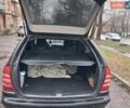 Черный Мерседес Ц-Класс, объемом двигателя 1.8 л и пробегом 262 тыс. км за 4500 $, фото 4 на Automoto.ua