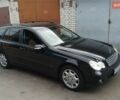 Черный Мерседес Ц-Класс, объемом двигателя 1.8 л и пробегом 258 тыс. км за 7000 $, фото 1 на Automoto.ua