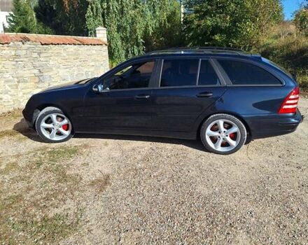 Черный Мерседес Ц-Класс, объемом двигателя 1.8 л и пробегом 300 тыс. км за 6200 $, фото 10 на Automoto.ua