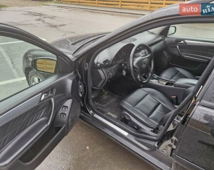 Чорний Мерседес Ц-Клас, об'ємом двигуна 1.8 л та пробігом 294 тис. км за 6200 $, фото 10 на Automoto.ua