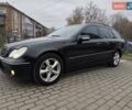 Черный Мерседес Ц-Класс, объемом двигателя 1.8 л и пробегом 252 тыс. км за 5700 $, фото 5 на Automoto.ua