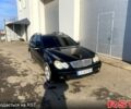 Черный Мерседес Ц-Класс, объемом двигателя 1.8 л и пробегом 350 тыс. км за 5000 $, фото 1 на Automoto.ua