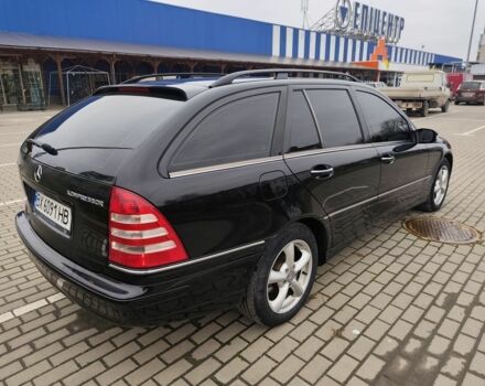 Черный Мерседес Ц-Класс, объемом двигателя 1.8 л и пробегом 252 тыс. км за 5700 $, фото 20 на Automoto.ua