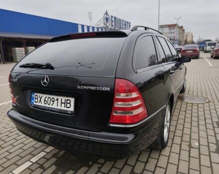 Черный Мерседес Ц-Класс, объемом двигателя 1.8 л и пробегом 252 тыс. км за 5700 $, фото 2 на Automoto.ua