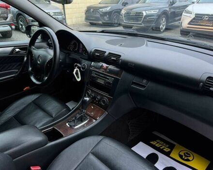 Черный Мерседес Ц-Класс, объемом двигателя 1.8 л и пробегом 294 тыс. км за 6200 $, фото 20 на Automoto.ua