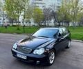 Черный Мерседес Ц-Класс, объемом двигателя 2.2 л и пробегом 332 тыс. км за 3000 $, фото 1 на Automoto.ua
