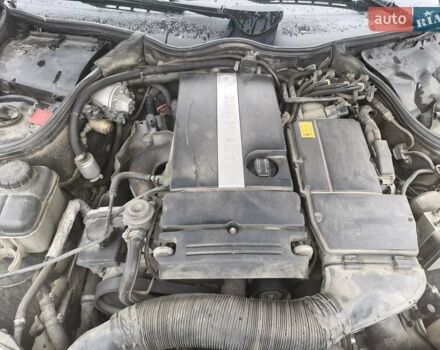 Чорний Мерседес Ц-Клас, об'ємом двигуна 1.8 л та пробігом 294 тис. км за 6200 $, фото 13 на Automoto.ua