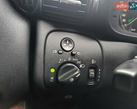 Черный Мерседес Ц-Класс, объемом двигателя 1.8 л и пробегом 252 тыс. км за 5700 $, фото 29 на Automoto.ua