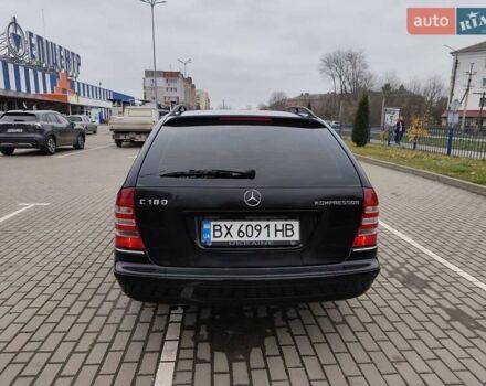 Черный Мерседес Ц-Класс, объемом двигателя 1.8 л и пробегом 252 тыс. км за 5700 $, фото 9 на Automoto.ua