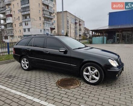 Черный Мерседес Ц-Класс, объемом двигателя 1.8 л и пробегом 252 тыс. км за 5700 $, фото 13 на Automoto.ua