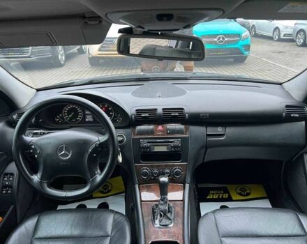 Черный Мерседес Ц-Класс, объемом двигателя 1.8 л и пробегом 294 тыс. км за 6200 $, фото 15 на Automoto.ua