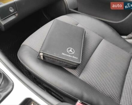 Чорний Мерседес Ц-Клас, об'ємом двигуна 1.8 л та пробігом 205 тис. км за 5850 $, фото 10 на Automoto.ua