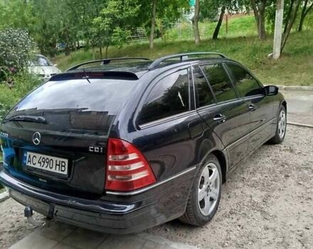 Черный Мерседес Ц-Класс, объемом двигателя 2.2 л и пробегом 350 тыс. км за 6300 $, фото 2 на Automoto.ua