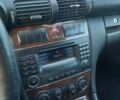 Черный Мерседес Ц-Класс, объемом двигателя 1.8 л и пробегом 294 тыс. км за 6700 $, фото 3 на Automoto.ua