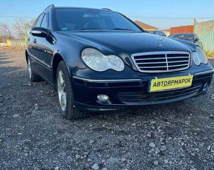 Черный Мерседес Ц-Класс, объемом двигателя 2.15 л и пробегом 283 тыс. км за 6890 $, фото 1 на Automoto.ua