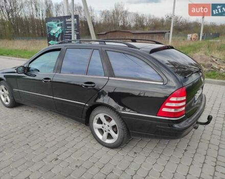 Чорний Мерседес Ц-Клас, об'ємом двигуна 1.8 л та пробігом 205 тис. км за 5850 $, фото 21 на Automoto.ua