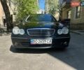 Черный Мерседес Ц-Класс, объемом двигателя 1.8 л и пробегом 280 тыс. км за 5500 $, фото 1 на Automoto.ua