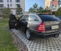 Чорний Мерседес Ц-Клас, об'ємом двигуна 2.15 л та пробігом 283 тис. км за 6900 $, фото 4 на Automoto.ua