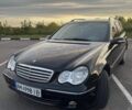 Черный Мерседес Ц-Класс, объемом двигателя 2.1 л и пробегом 265 тыс. км за 6800 $, фото 1 на Automoto.ua