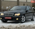 Чорний Мерседес Ц-Клас, об'ємом двигуна 1.8 л та пробігом 260 тис. км за 6500 $, фото 1 на Automoto.ua