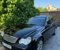 Чорний Мерседес Ц-Клас, об'ємом двигуна 2.2 л та пробігом 320 тис. км за 5200 $, фото 1 на Automoto.ua
