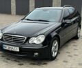 Чорний Мерседес Ц-Клас, об'ємом двигуна 2.1 л та пробігом 320 тис. км за 5999 $, фото 1 на Automoto.ua