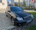 Чорний Мерседес Ц-Клас, об'ємом двигуна 2.15 л та пробігом 283 тис. км за 6900 $, фото 1 на Automoto.ua