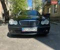 Черный Мерседес Ц-Класс, объемом двигателя 1.8 л и пробегом 280 тыс. км за 5500 $, фото 1 на Automoto.ua