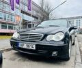 Чорний Мерседес Ц-Клас, об'ємом двигуна 3 л та пробігом 350 тис. км за 3800 $, фото 3 на Automoto.ua