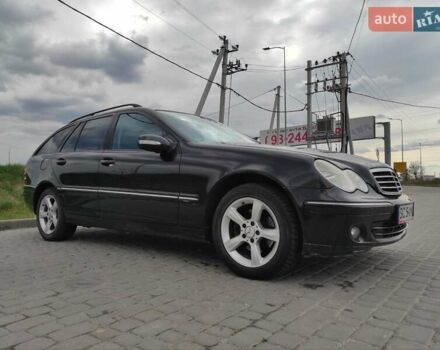 Чорний Мерседес Ц-Клас, об'ємом двигуна 1.8 л та пробігом 205 тис. км за 5850 $, фото 25 на Automoto.ua