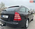 Черный Мерседес Ц-Класс, объемом двигателя 2.2 л и пробегом 272 тыс. км за 6000 $, фото 2 на Automoto.ua