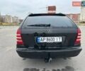 Черный Мерседес Ц-Класс, объемом двигателя 2.2 л и пробегом 272 тыс. км за 6000 $, фото 16 на Automoto.ua