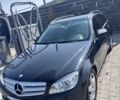 Черный Мерседес Ц-Класс, объемом двигателя 2.1 л и пробегом 500 тыс. км за 8124 $, фото 2 на Automoto.ua