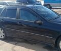 Черный Мерседес Ц-Класс, объемом двигателя 2.2 л и пробегом 220 тыс. км за 5300 $, фото 4 на Automoto.ua