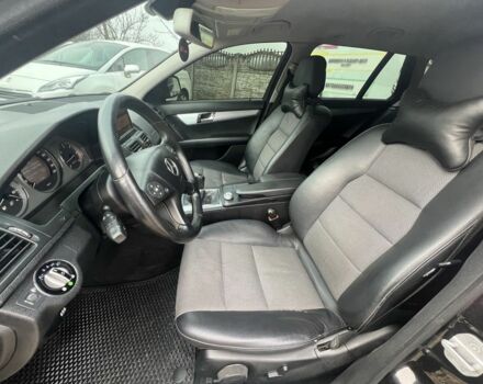 Черный Мерседес Ц-Класс, объемом двигателя 2.2 л и пробегом 279 тыс. км за 7999 $, фото 8 на Automoto.ua