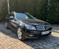 Чорний Мерседес Ц-Клас, об'ємом двигуна 2.1 л та пробігом 380 тис. км за 8025 $, фото 1 на Automoto.ua