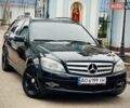 Чорний Мерседес Ц-Клас, об'ємом двигуна 2.2 л та пробігом 220 тис. км за 7500 $, фото 1 на Automoto.ua