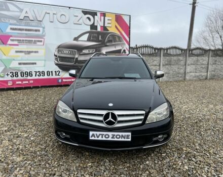 Черный Мерседес Ц-Класс, объемом двигателя 2.2 л и пробегом 279 тыс. км за 7999 $, фото 1 на Automoto.ua