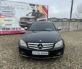 Черный Мерседес Ц-Класс, объемом двигателя 2.2 л и пробегом 279 тыс. км за 7999 $, фото 1 на Automoto.ua