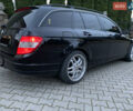 Черный Мерседес Ц-Класс, объемом двигателя 2.2 л и пробегом 425 тыс. км за 8550 $, фото 11 на Automoto.ua