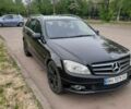 Черный Мерседес Ц-Класс, объемом двигателя 2.1 л и пробегом 208 тыс. км за 7900 $, фото 1 на Automoto.ua