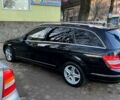 Чорний Мерседес Ц-Клас, об'ємом двигуна 2.1 л та пробігом 360 тис. км за 11000 $, фото 4 на Automoto.ua