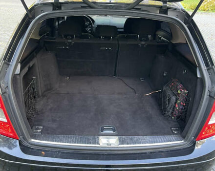 Чорний Мерседес Ц-Клас, об'ємом двигуна 2.2 л та пробігом 270 тис. км за 8200 $, фото 17 на Automoto.ua