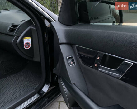 Черный Мерседес Ц-Класс, объемом двигателя 2.2 л и пробегом 425 тыс. км за 8550 $, фото 24 на Automoto.ua